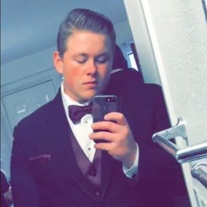 Meet your Posher, Dylan